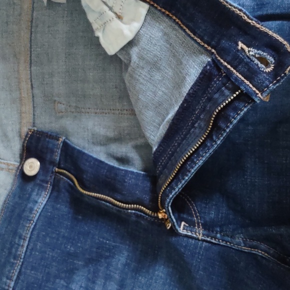 NWT Levi's 24W Classic Straight Jeans - Picture 11 of 16